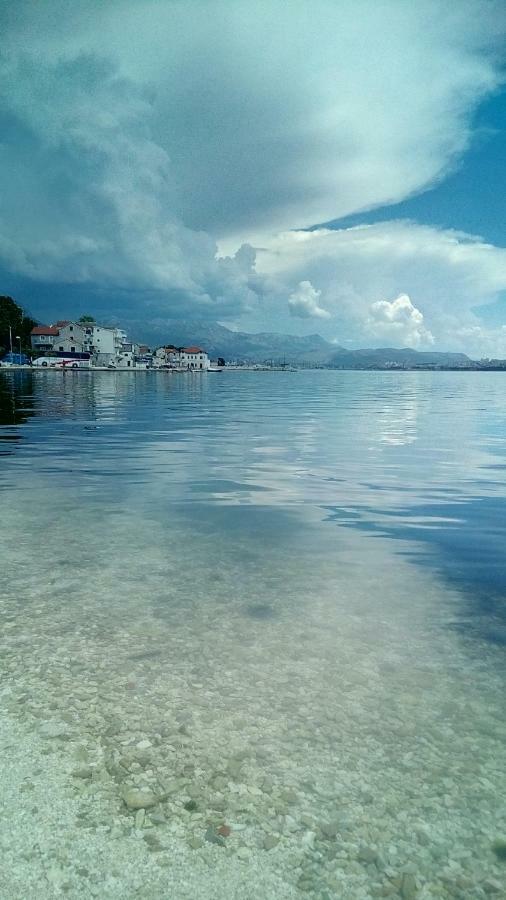 Apartman Luka Kaštela Buitenkant foto