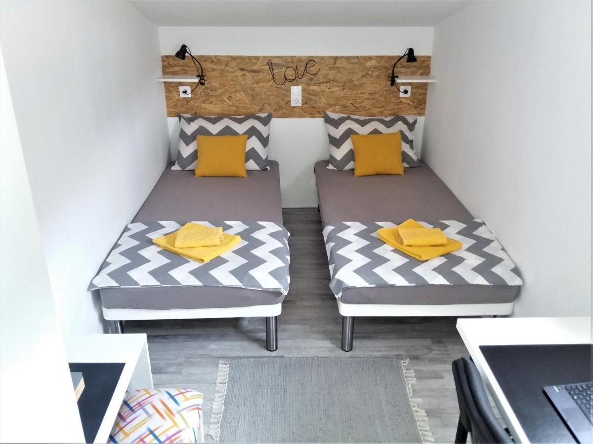 Apartman Luka Kaštela Buitenkant foto