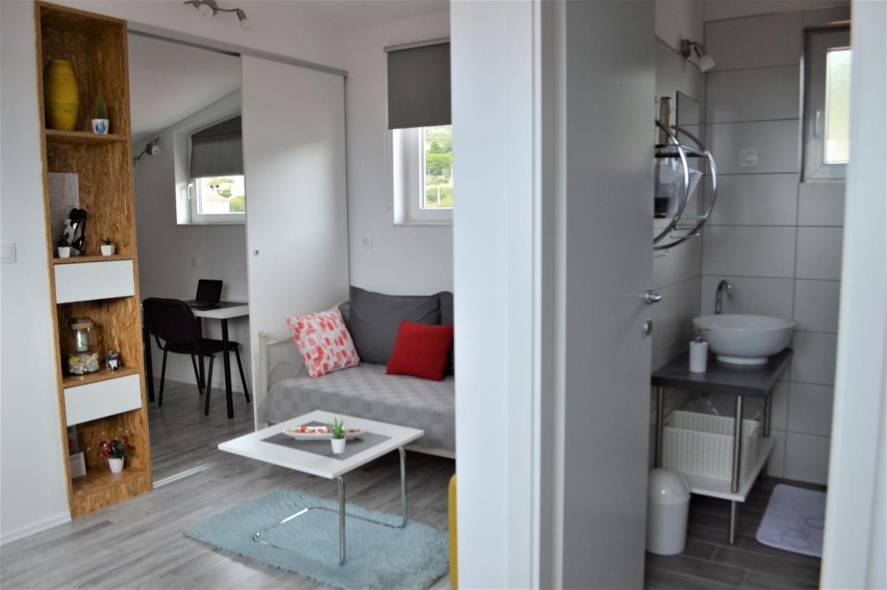 Apartman Luka Kaštela Buitenkant foto