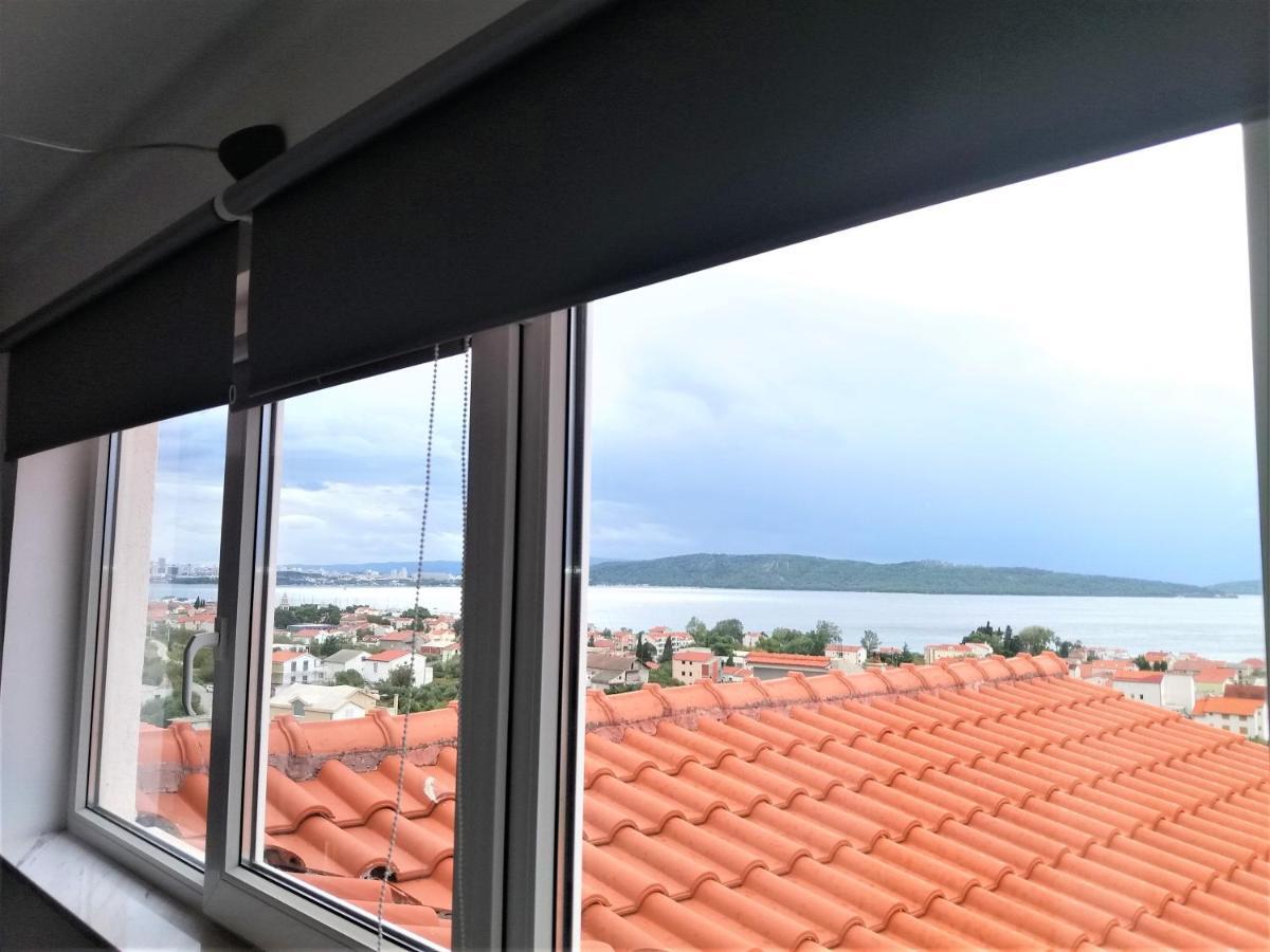 Apartman Luka Kaštela Buitenkant foto