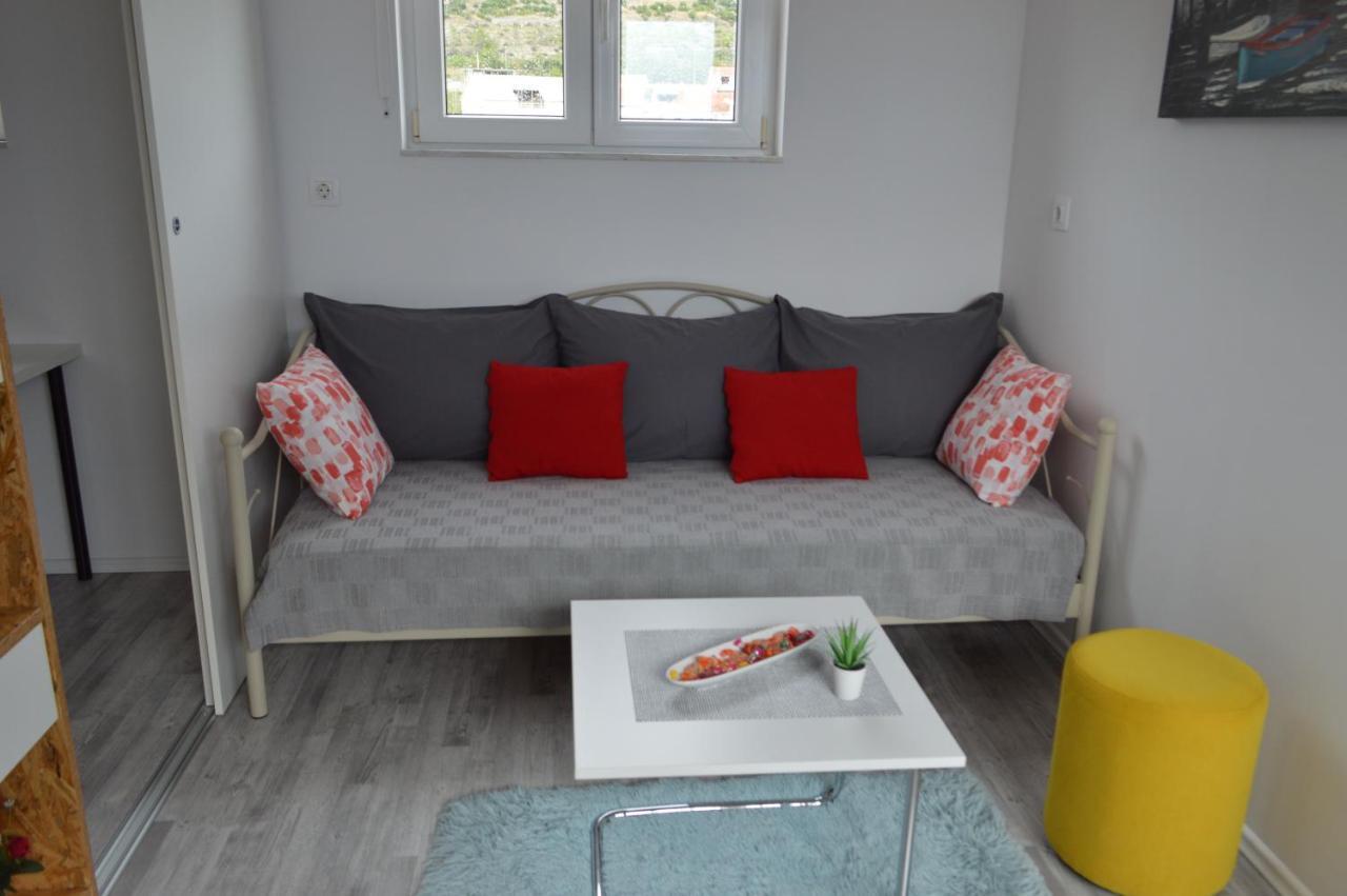 Apartman Luka Kaštela Buitenkant foto