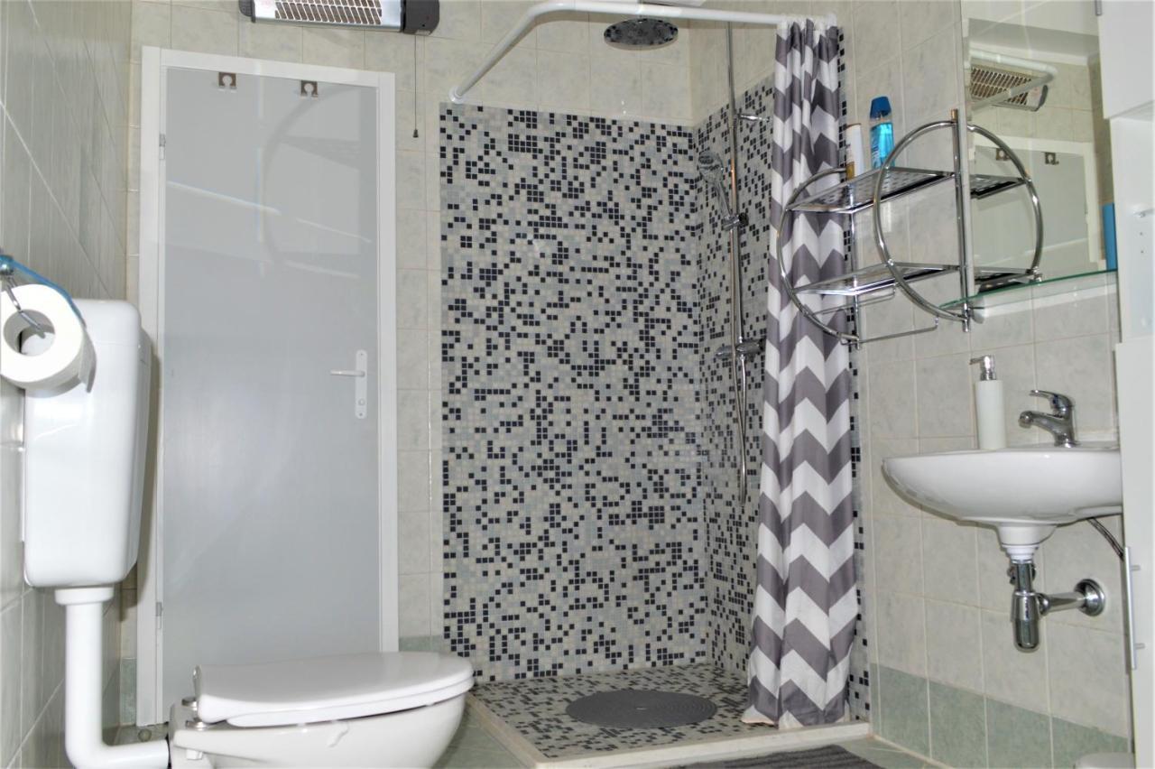 Apartman Luka Kaštela Buitenkant foto