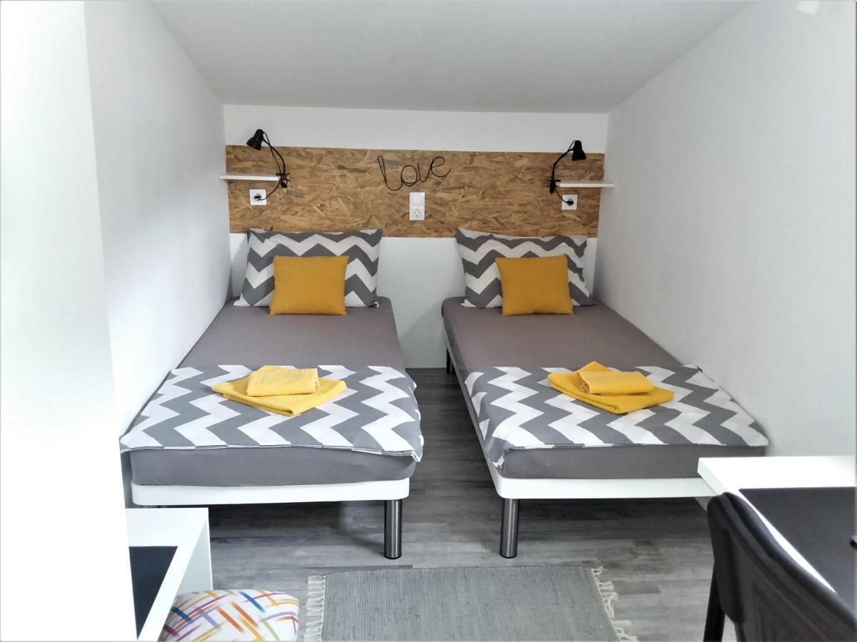 Apartman Luka Kaštela Buitenkant foto
