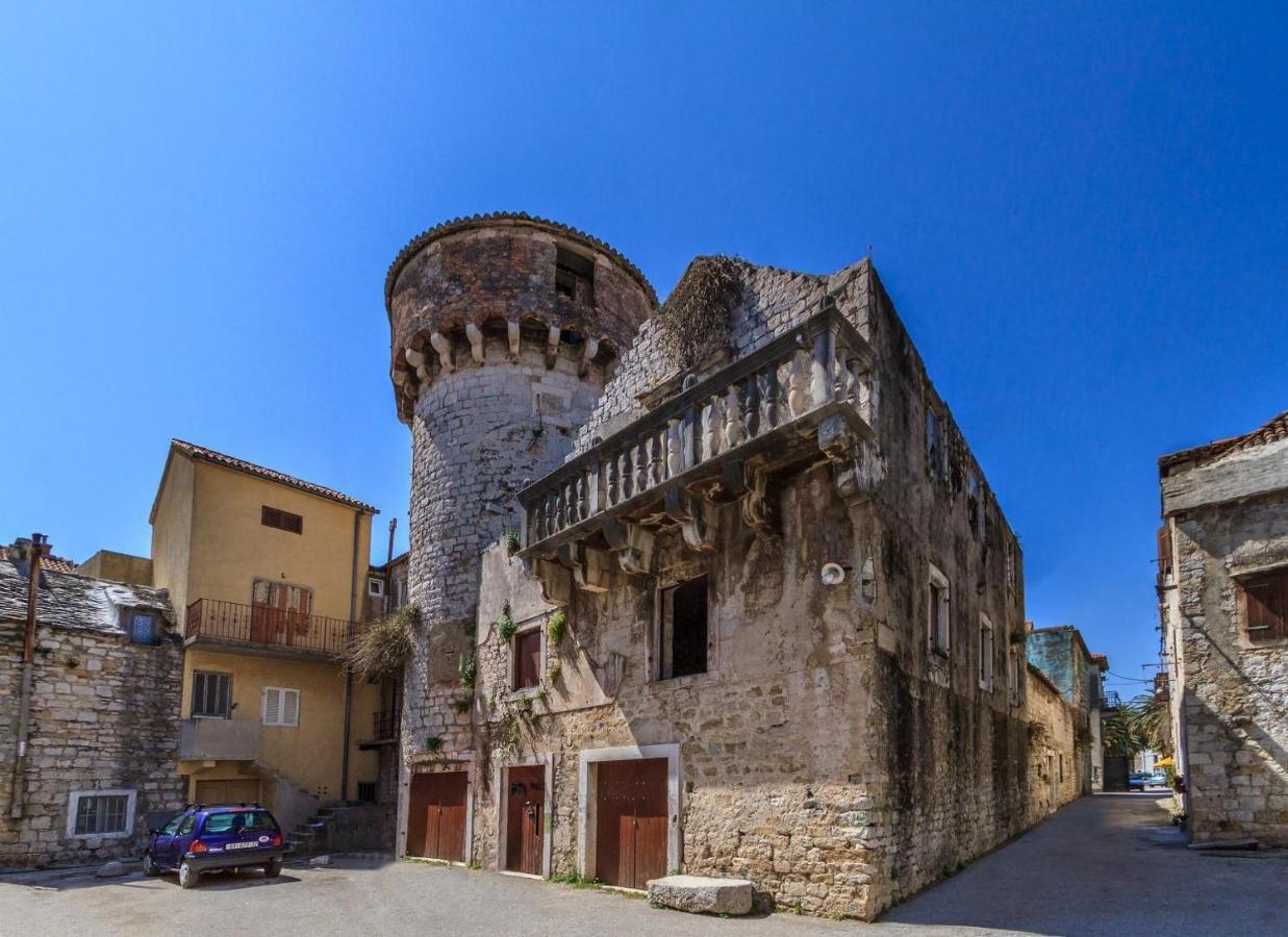 Apartman Luka Kaštela Buitenkant foto