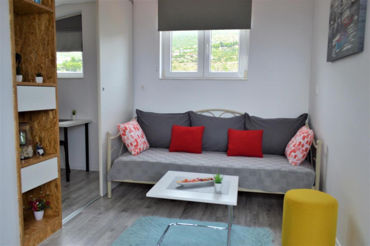 Apartman Luka Kaštela Buitenkant foto