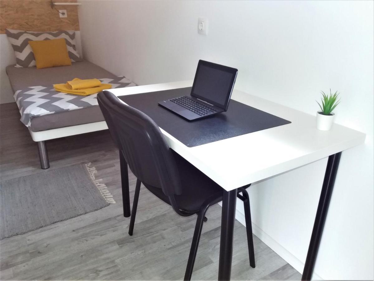 Apartman Luka Kaštela Buitenkant foto