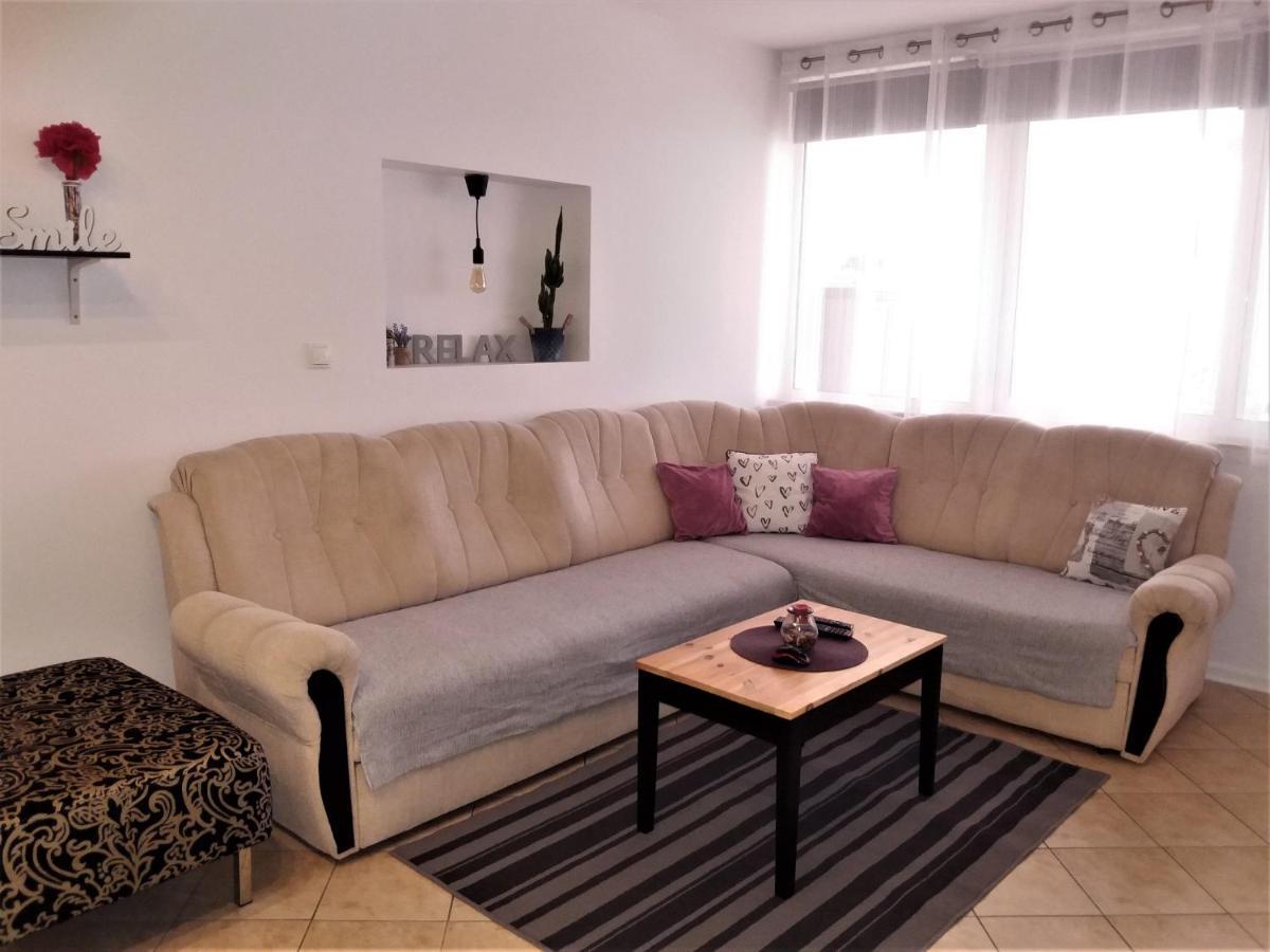 Apartman Luka Kaštela Buitenkant foto